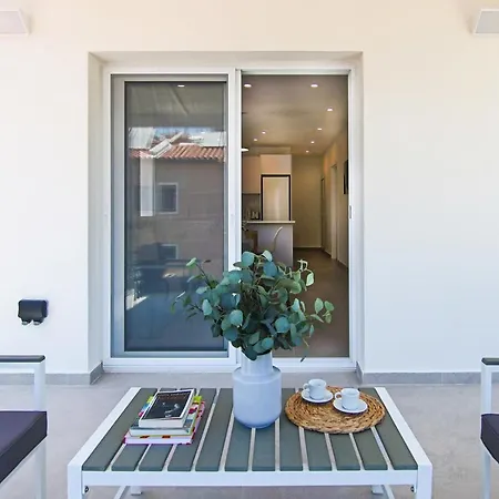 Phaedrus Living Seaside Luxury Limnaria 172 *