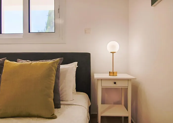 Phaedrus Living Seaside Luxury Limnaria 172 *